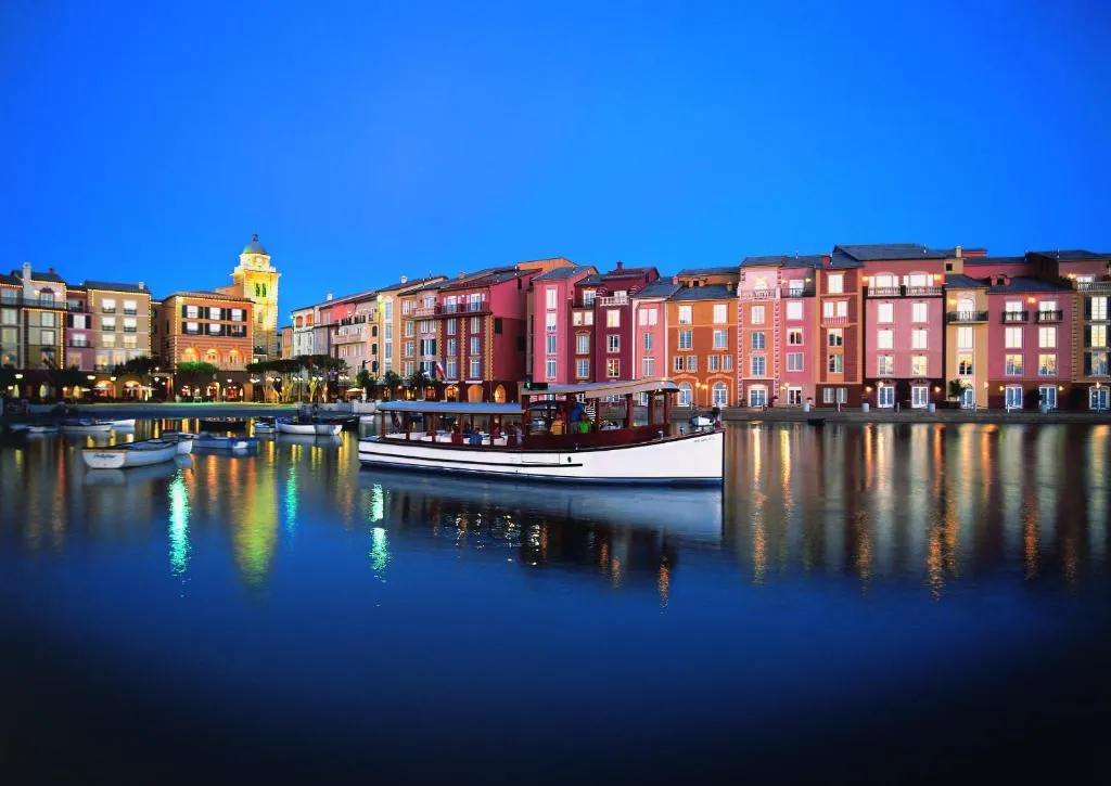 Portofino Bay Hotel